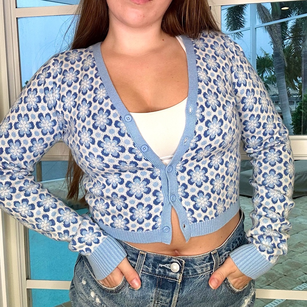 Hollister Floral blue cardigan Knit Button Up Long Sleeve Sweater Women's S